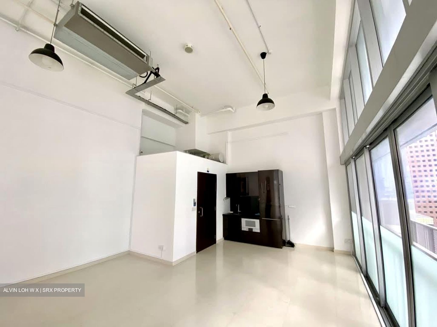 Singapore Conference Hall (D1), Office #594500411